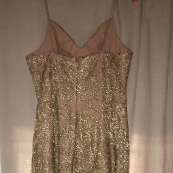 Formal gown - Picture 3 of 7